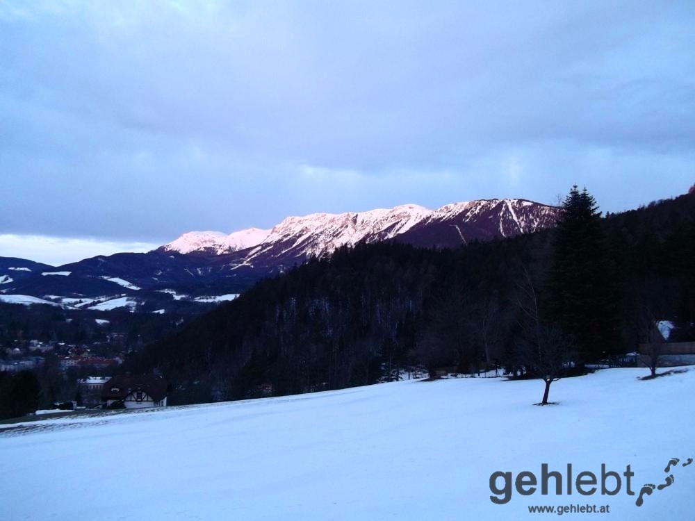 Winterwanderung Naturfreundehaus Knofeleben - Rax im Morgenlicht