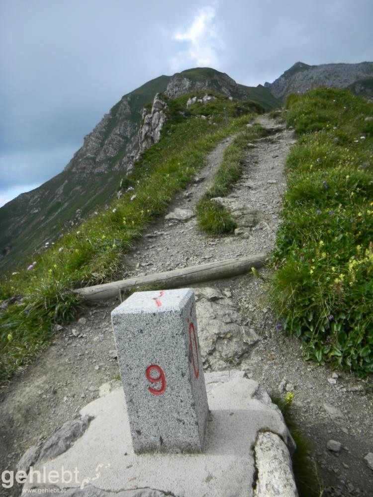 Augstenberg, Liechtenstein - Grenzweg Österreich Liechtenstein