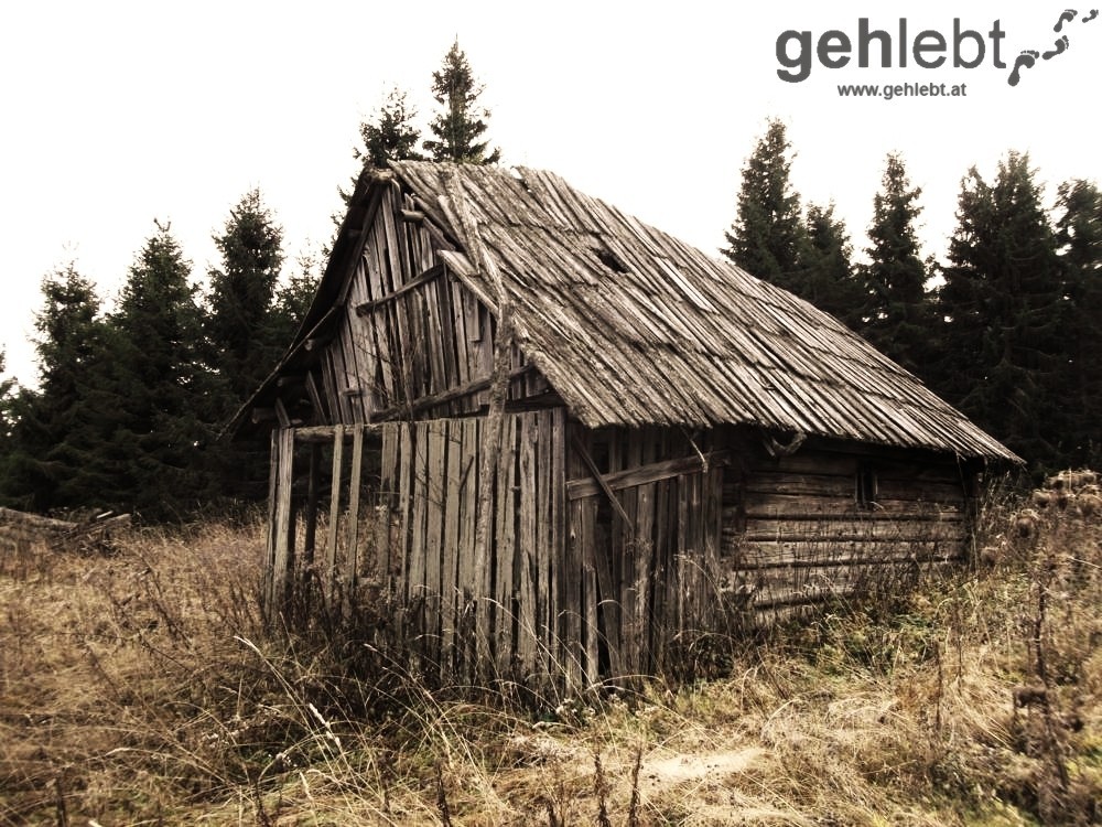 Die Hütte am Beeralpl hat auch schon bessere Zeiten gesehen.