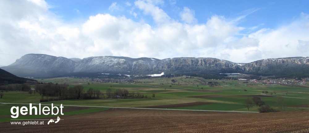 Winzendorfer Rundwanderweg A - Hohe Wand am 1. April