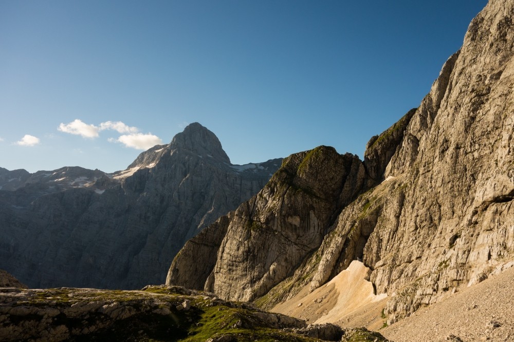 Natur pur erwartet die Alpenüberquerer in den Julischen Alpen. (Foto: Christof Herrmann)