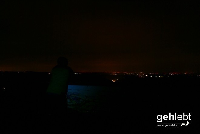 Blick auf das Wiener Becken und in das Pannonische Tiefland.