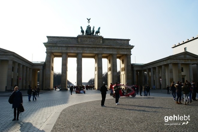 Weil es sich einfach für einen Berlin-Aufenthalt gehört.